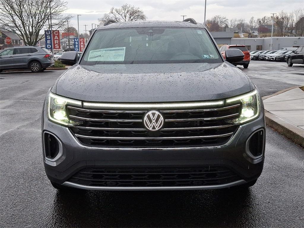 new 2025 Volkswagen Atlas car, priced at $45,244