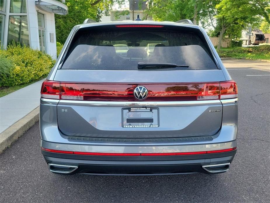 new 2024 Volkswagen Atlas car, priced at $37,796