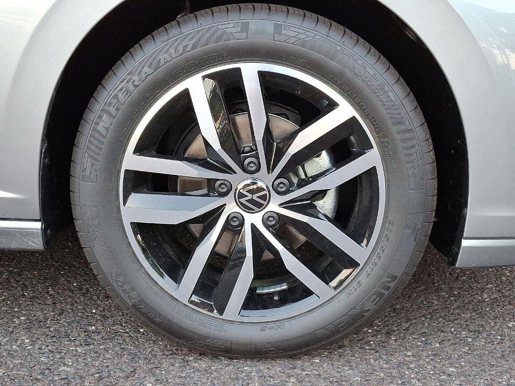 new 2025 Volkswagen Jetta car, priced at $27,172