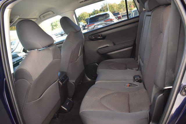 used 2023 Toyota Highlander car, priced at $35,099