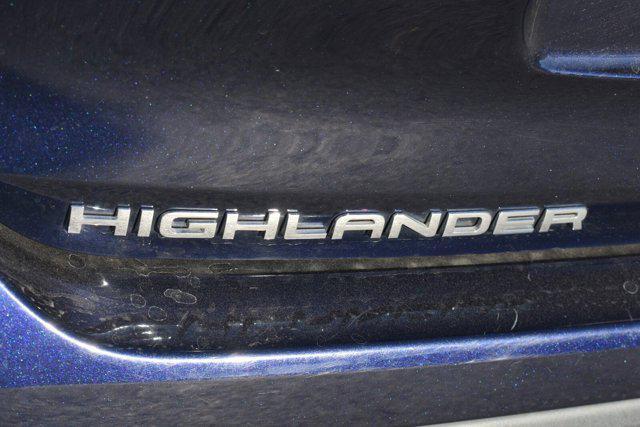 used 2023 Toyota Highlander car, priced at $35,099