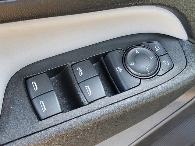 used 2022 Chevrolet Equinox car, priced at $18,630