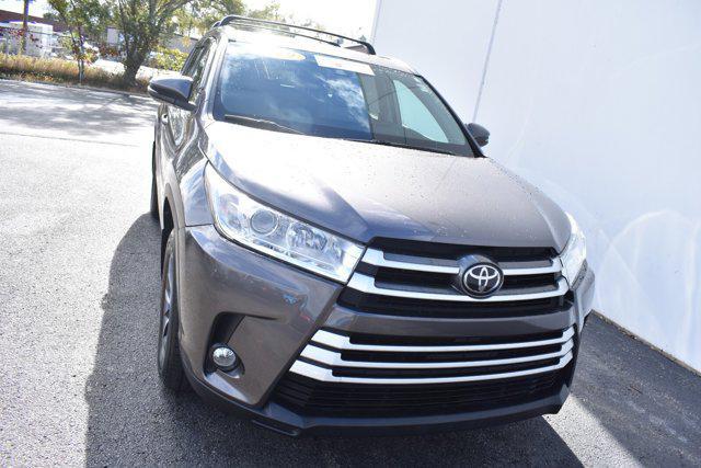 used 2019 Toyota Highlander car, priced at $27,579