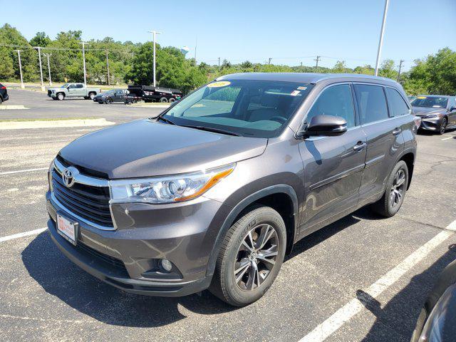 used 2016 Toyota Highlander car, priced at $24,500