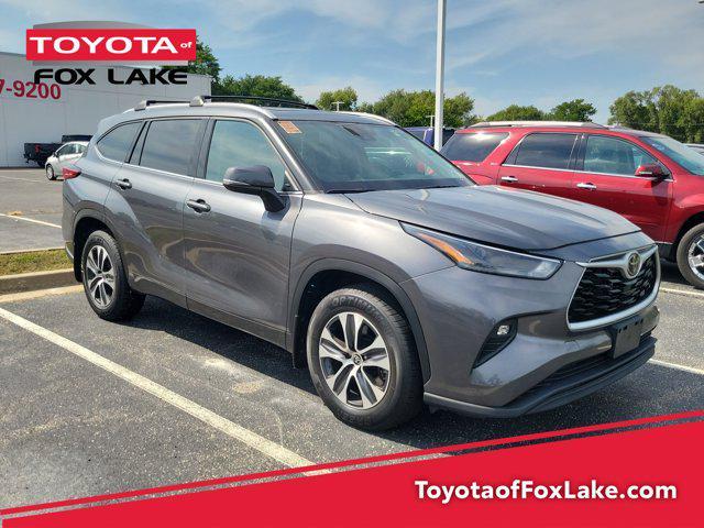 used 2022 Toyota Highlander car, priced at $35,395