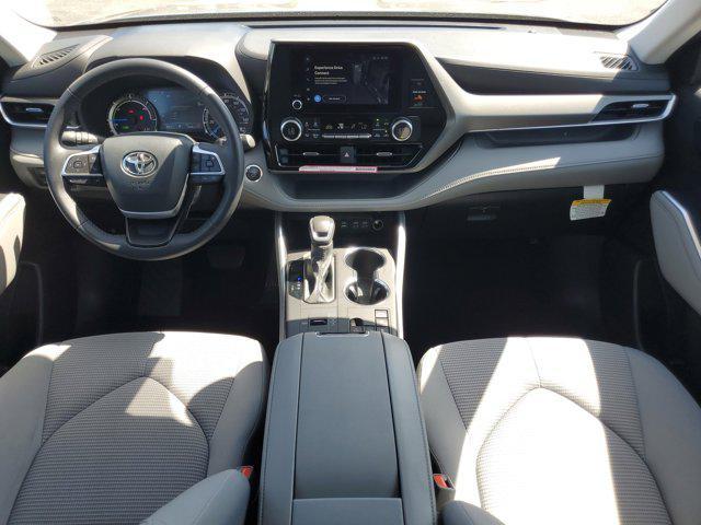used 2024 Toyota Highlander Hybrid car, priced at $41,989