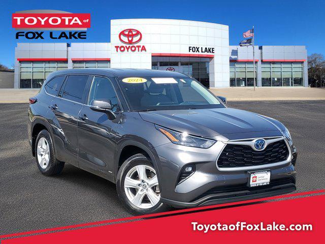 used 2024 Toyota Highlander Hybrid car, priced at $41,989