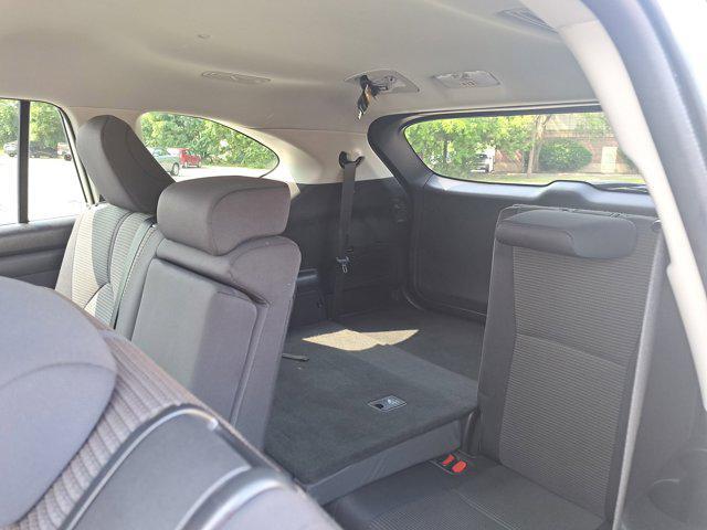 used 2022 Toyota Highlander car, priced at $30,995