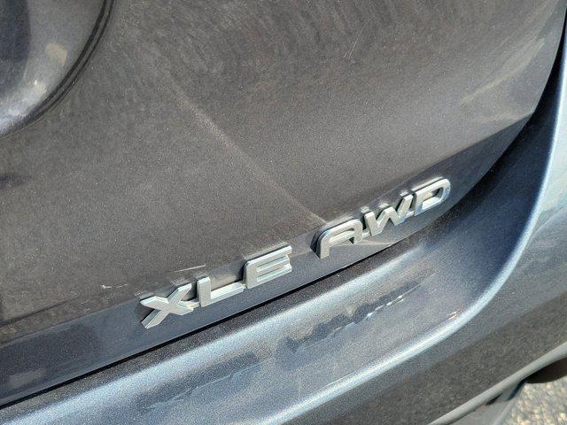 used 2021 Toyota Highlander car, priced at $33,151