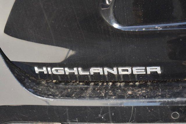 used 2022 Toyota Highlander car, priced at $36,831