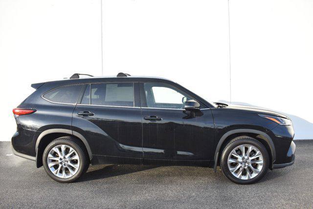 used 2022 Toyota Highlander car, priced at $36,434