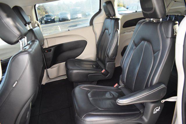 used 2022 Chrysler Pacifica car, priced at $22,000