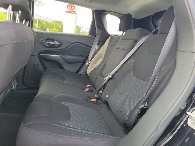 used 2019 Jeep Cherokee car, priced at $15,169