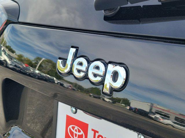 used 2019 Jeep Cherokee car, priced at $15,169