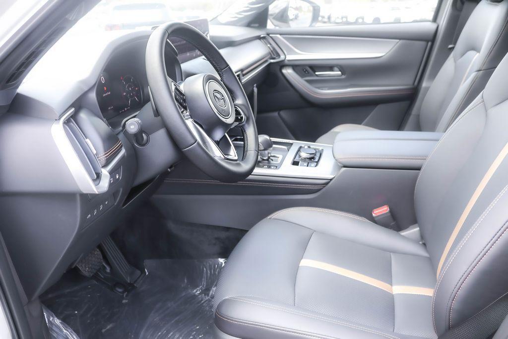 new 2025 Mazda CX-70 PHEV car, priced at $56,285