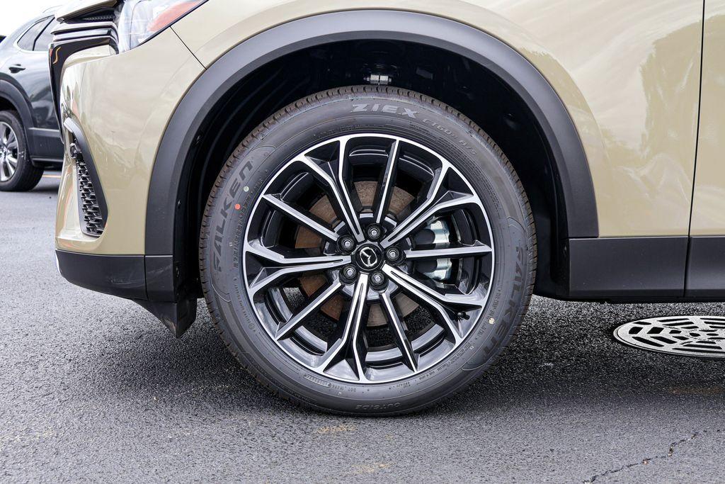 new 2025 Mazda CX-70 car, priced at $53,891
