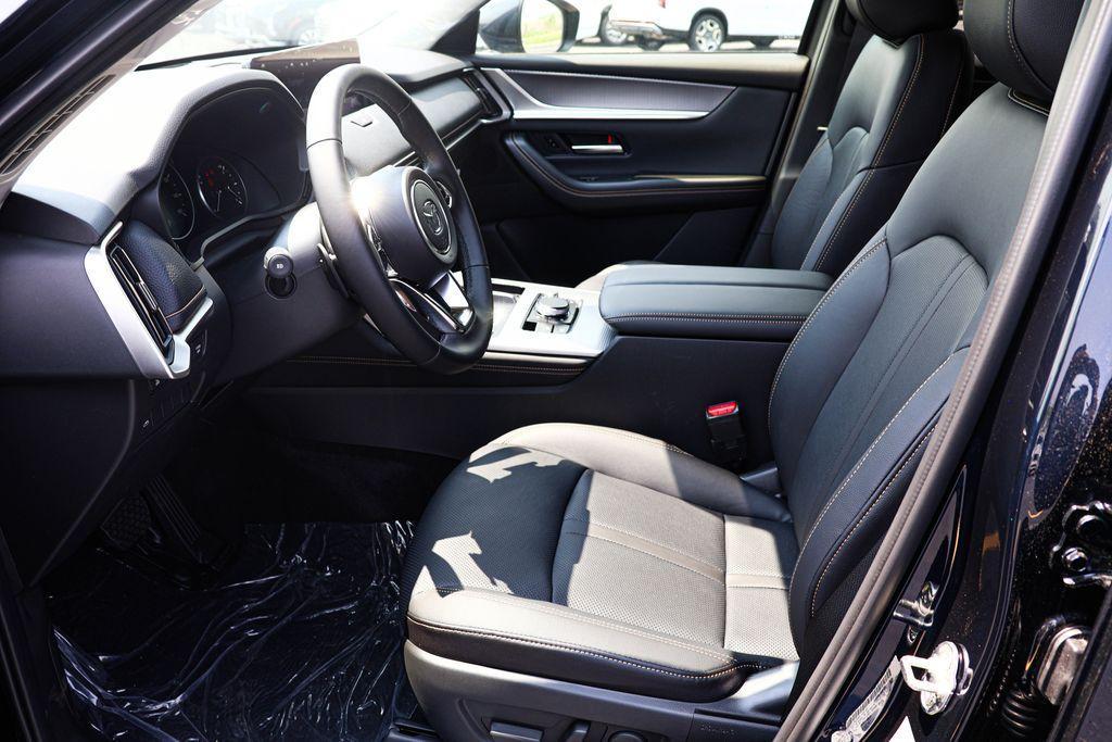 new 2025 Mazda CX-90 car, priced at $40,911