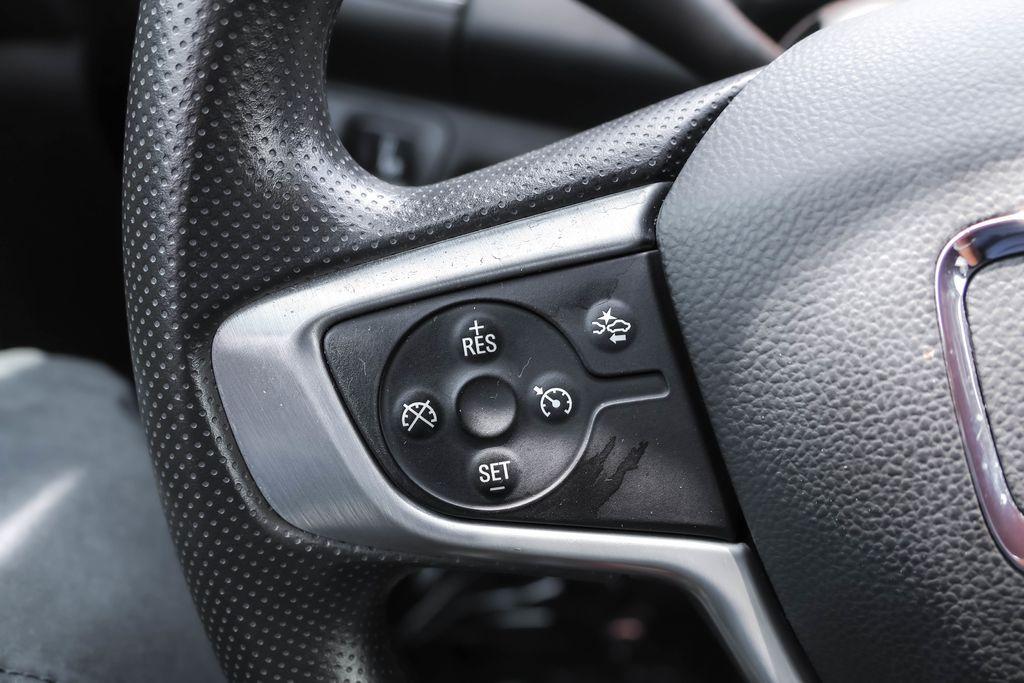 used 2021 GMC Acadia car, priced at $23,995