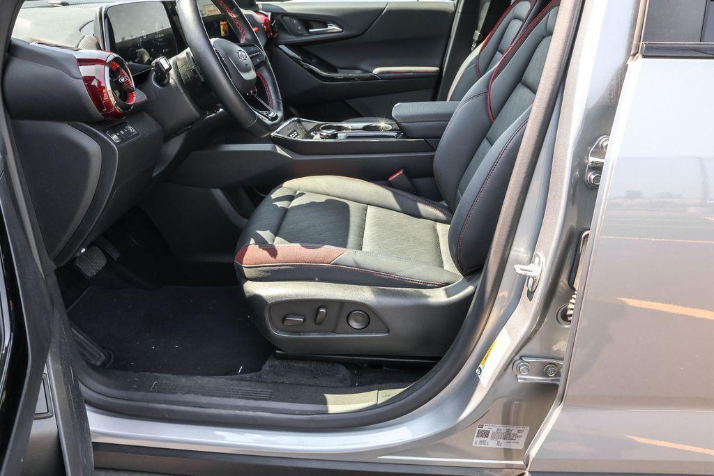 used 2025 Chevrolet Equinox car, priced at $34,675