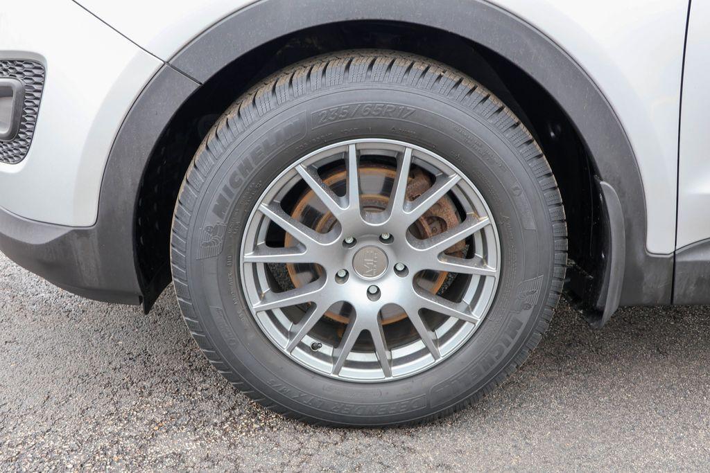 used 2013 Hyundai Santa Fe car, priced at $9,695