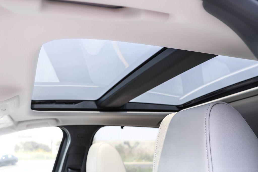 new 2025 Mazda CX-90 car, priced at $46,714