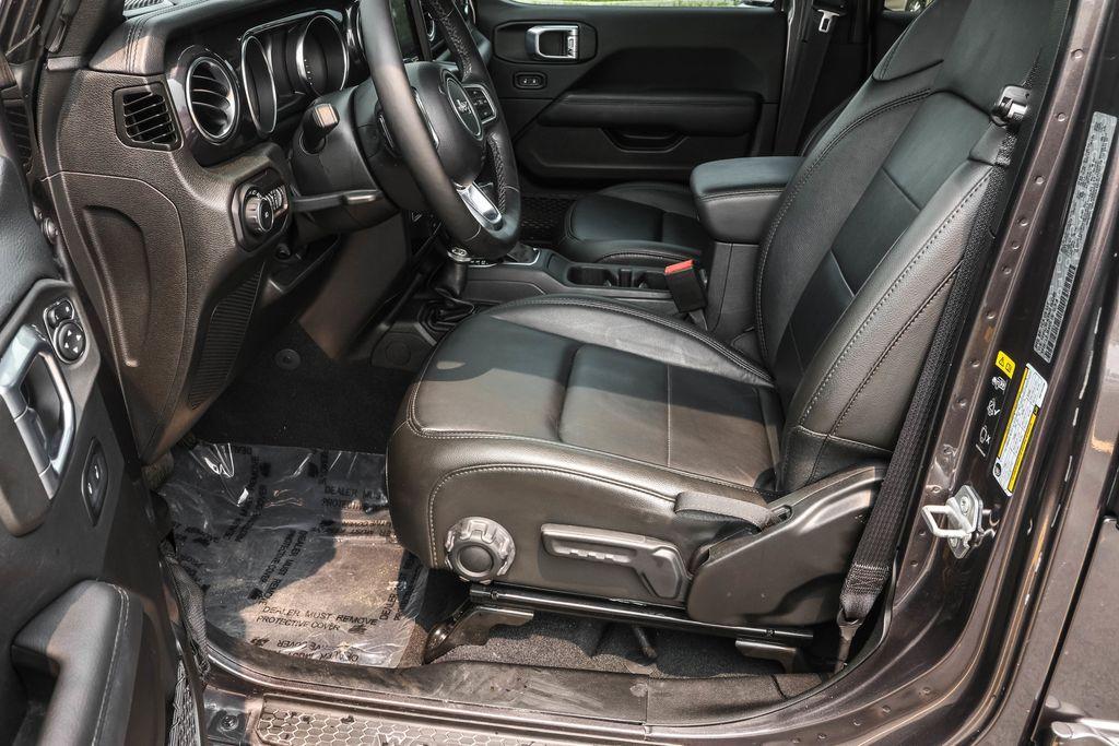used 2022 Jeep Wrangler Unlimited car, priced at $35,495