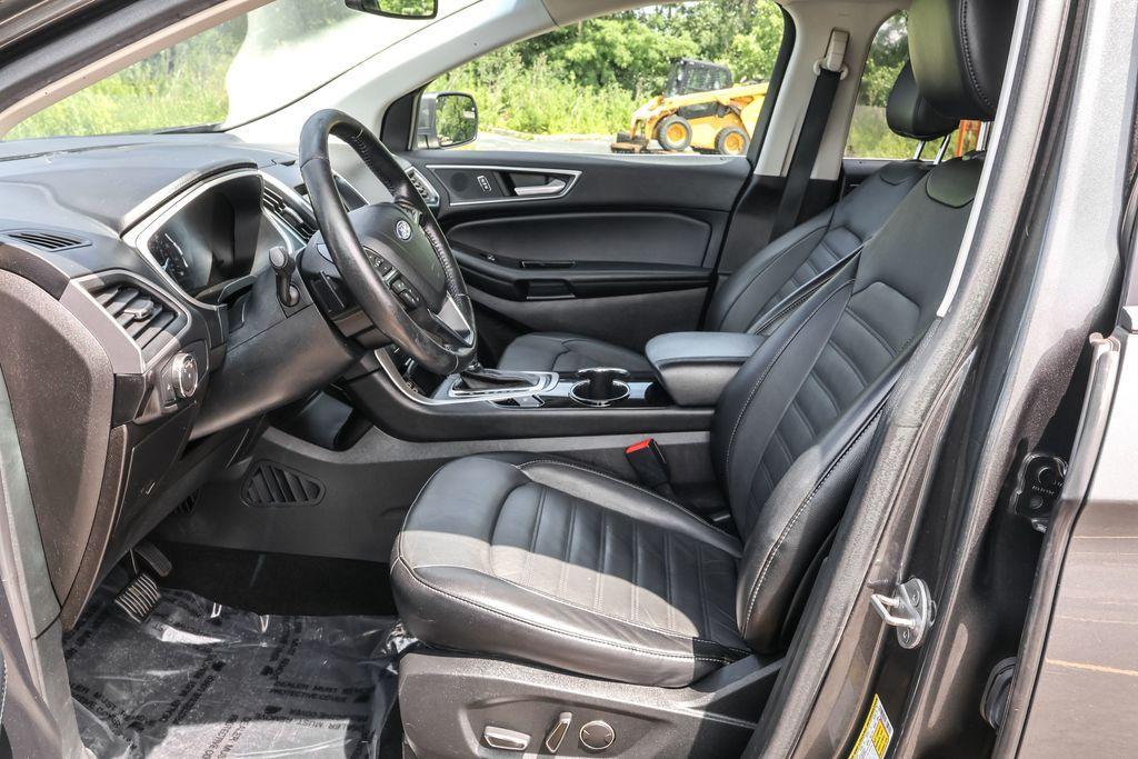 used 2018 Ford Edge car, priced at $12,995