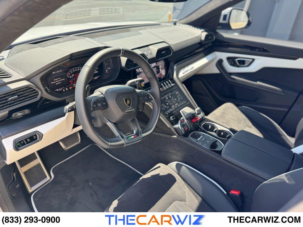 used 2023 Lamborghini Urus car, priced at $269,990