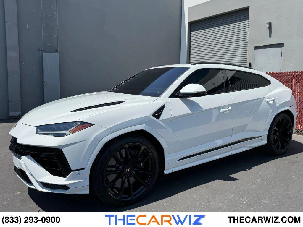 used 2023 Lamborghini Urus car, priced at $269,990