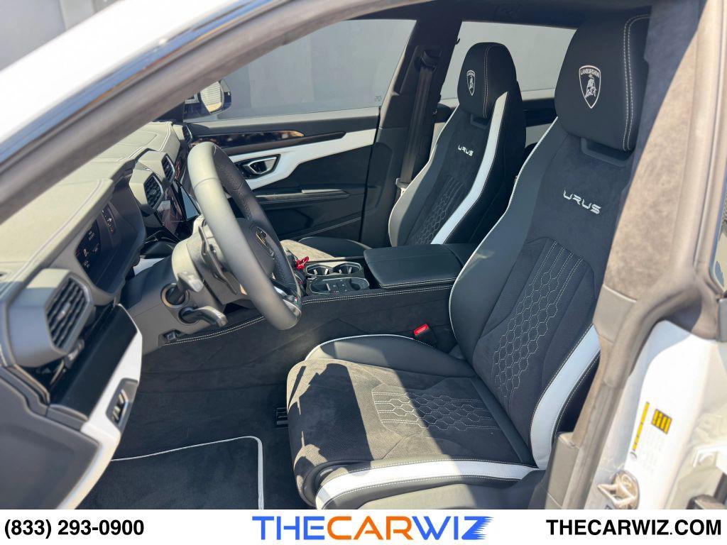 used 2023 Lamborghini Urus car, priced at $269,990