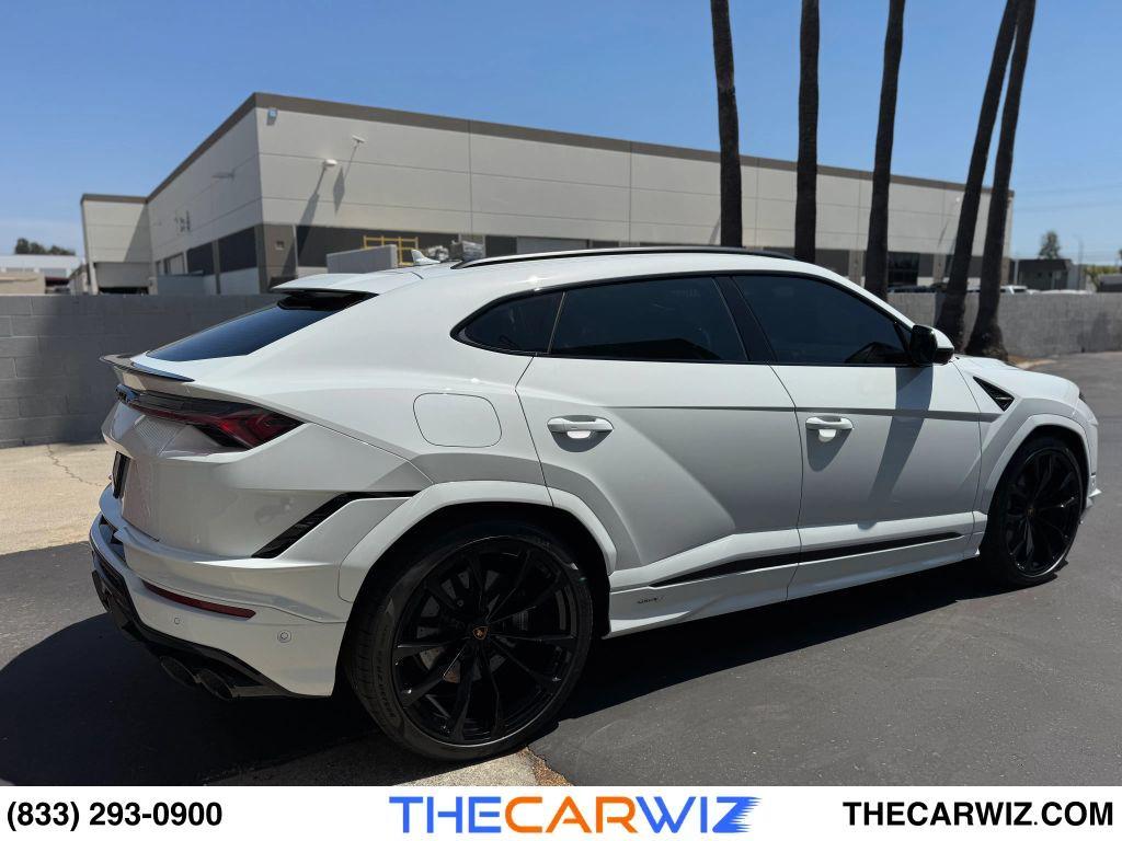 used 2023 Lamborghini Urus car, priced at $269,990