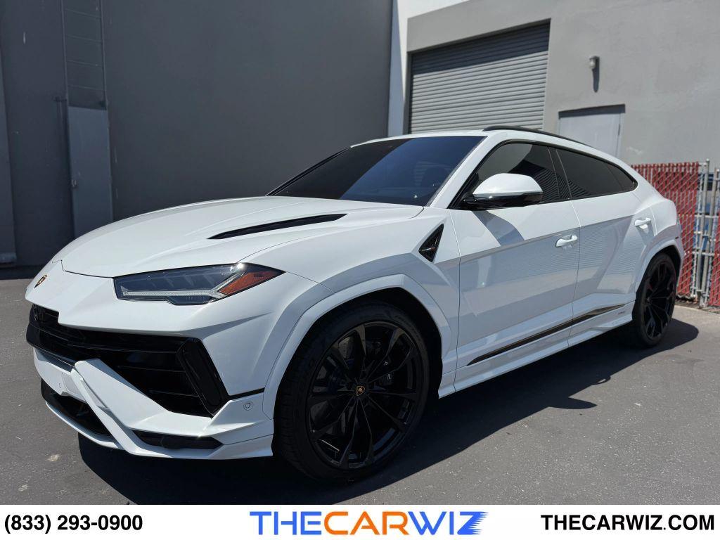 used 2023 Lamborghini Urus car, priced at $269,990