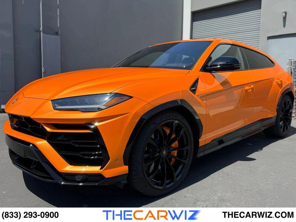 used 2022 Lamborghini Urus car, priced at $259,990
