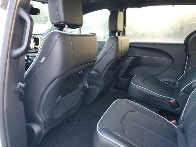 new 2025 Chrysler Pacifica car, priced at $45,345