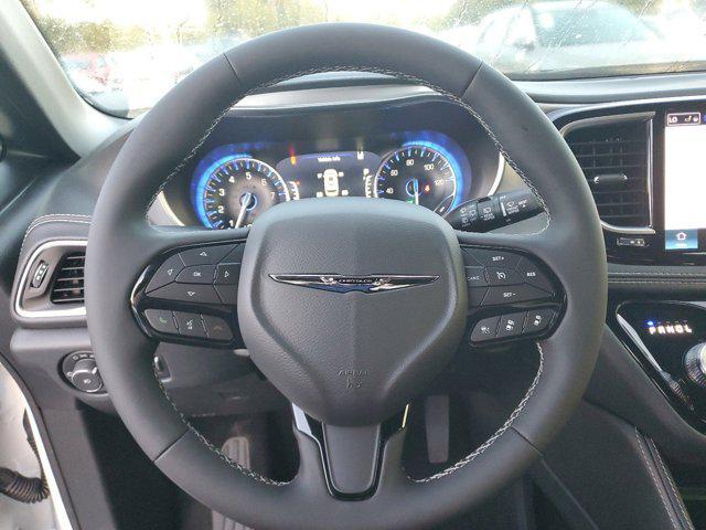 new 2025 Chrysler Pacifica car, priced at $45,345