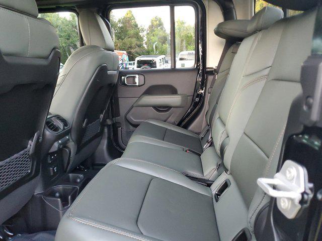 new 2025 Jeep Gladiator car, priced at $47,999