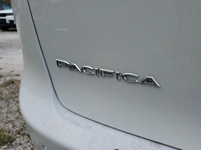 new 2025 Chrysler Pacifica car, priced at $45,155