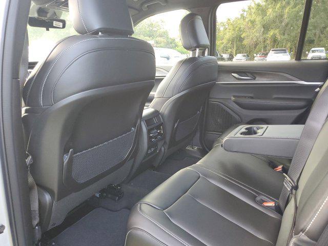 new 2025 Jeep Grand Cherokee car, priced at $38,499