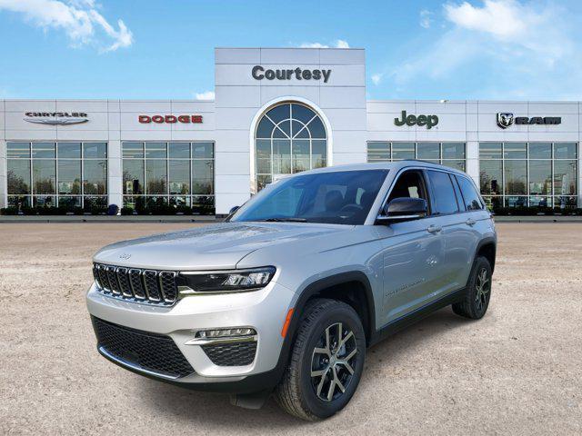 new 2025 Jeep Grand Cherokee car, priced at $38,499