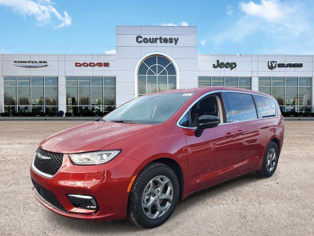 new 2024 Chrysler Pacifica car, priced at $41,960