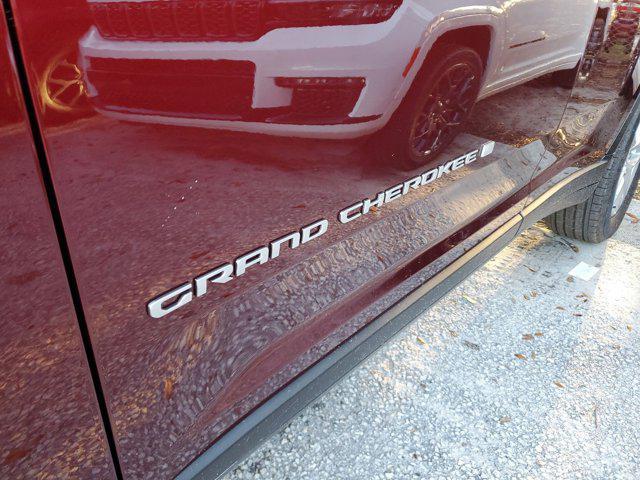 new 2025 Jeep Grand Cherokee car, priced at $33,375