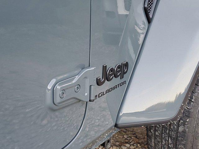 new 2025 Jeep Gladiator car, priced at $44,230
