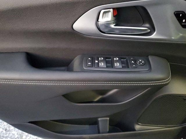 new 2026 Chrysler Pacifica car, priced at $51,405