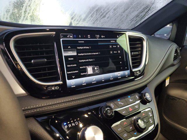 new 2026 Chrysler Pacifica car, priced at $51,405