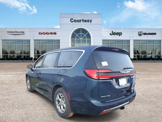 new 2024 Chrysler Pacifica car, priced at $40,460