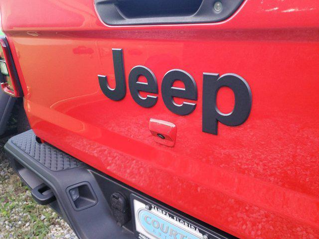 new 2025 Jeep Gladiator car, priced at $42,999
