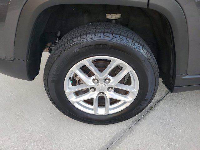 used 2024 Jeep Grand Cherokee car, priced at $30,433