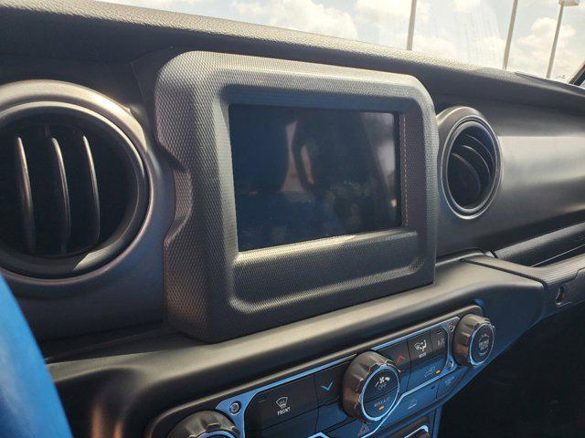 used 2023 Jeep Gladiator car, priced at $34,000