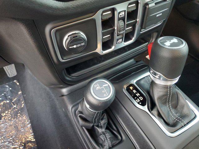 new 2025 Jeep Wrangler car, priced at $43,475