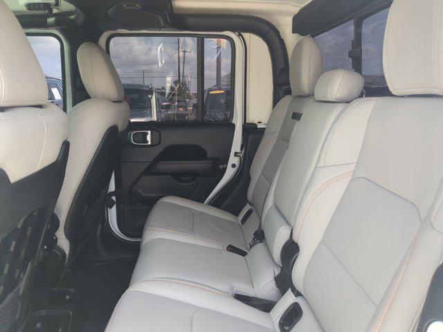 used 2022 Jeep Gladiator car, priced at $36,072